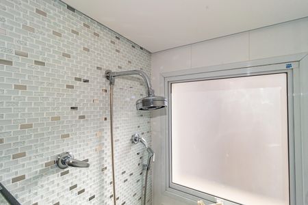 Apartamento à venda com 166m², 3 quartos e 3 vagas Apartamento à venda com 166m², 3 quartos e 3 vagasDetalhe Banheiro - Social