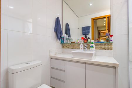 Apartamento à venda com 166m², 3 quartos e 3 vagas Apartamento à venda com 166m², 3 quartos e 3 vagasBanheiro - Suíte