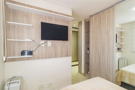 Apartamento à venda com 166m², 3 quartos e 3 vagas Apartamento à venda com 166m², 3 quartos e 3 vagasSuíte