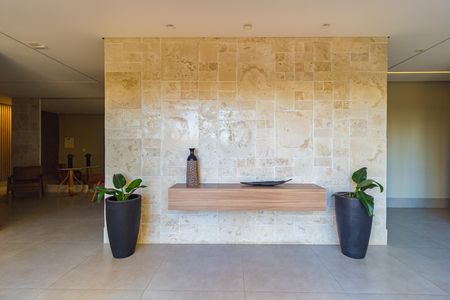 Apartamento à venda com 166m², 3 quartos e 3 vagas Apartamento à venda com 166m², 3 quartos e 3 vagasHall social