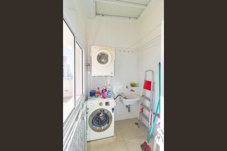 Apartamento à venda com 166m², 3 quartos e 3 vagas Apartamento à venda com 166m², 3 quartos e 3 vagasÁrea de Serviço
