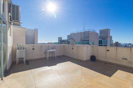 Apartamento à venda com 166m², 3 quartos e 3 vagas Apartamento à venda com 166m², 3 quartos e 3 vagasCobertura (Apto)