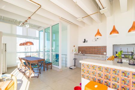 Apartamento à venda com 166m², 3 quartos e 3 vagas Apartamento à venda com 166m², 3 quartos e 3 vagasCobertura (Apto)