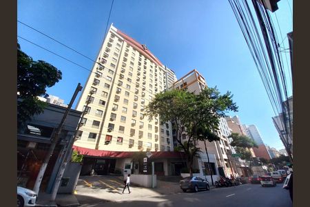Fachada de kitnet/studio para alugar com 1 quarto, 32m² em Vila Buarque, São Paulo