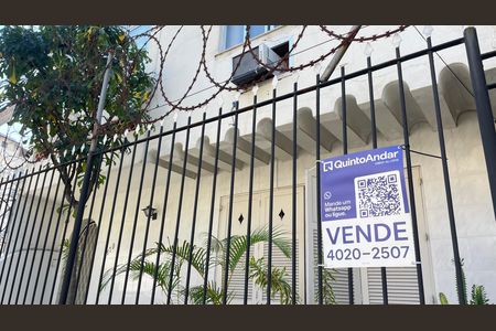Apartamento à venda com 60m², 2 quartos e sem vaga Apartamento à venda com 60m², 2 quartos e sem vagaPlaca