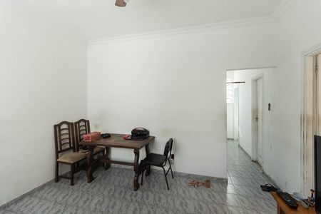 Apartamento à venda com 60m², 2 quartos e sem vagaSala