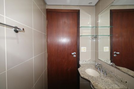 Apartamento para alugar com 52m², 2 quartos e 1 vaga Apartamento para alugar com 52m², 2 quartos e 1 vagaBanheiro