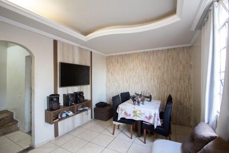 Casa de condomínio à venda com 80m², 3 quartos e 1 vaga Casa de condomínio à venda com 80m², 3 quartos e 1 vagaSala