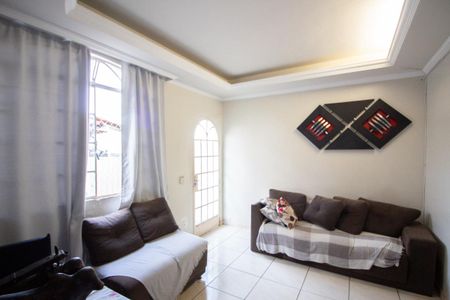 Sala de casa de condomínio à venda com 3 quartos, 80m² em Santa Amelia, Belo Horizonte