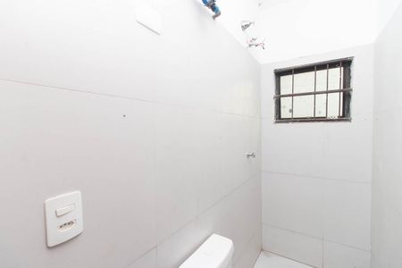 Banheiro  de apartamento para alugar com 1 quarto, 42m² em Vila Guilherme, São Paulo