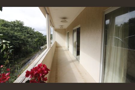Casa para alugar com 300m², 3 quartos e 3 vagasVaranda