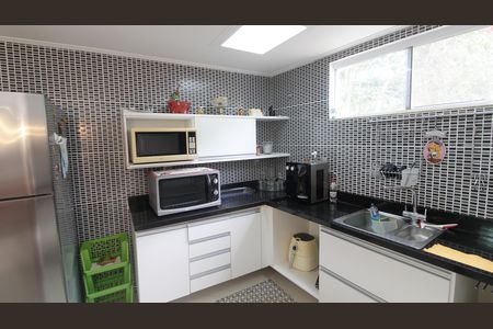 Casa para alugar com 300m², 3 quartos e 3 vagasCozinha