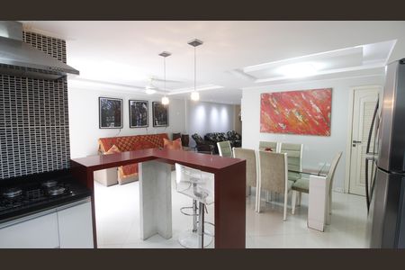 Casa para alugar com 300m², 3 quartos e 3 vagasCozinha
