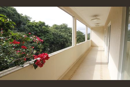 Casa para alugar com 300m², 3 quartos e 3 vagasVaranda