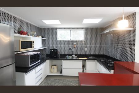 Casa para alugar com 300m², 3 quartos e 3 vagasCozinha