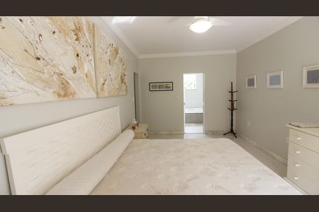 Casa para alugar com 300m², 3 quartos e 3 vagasQuarto Suíte