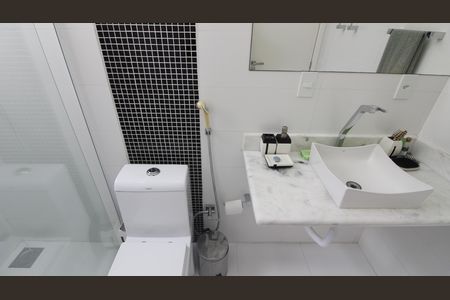 Casa para alugar com 300m², 3 quartos e 3 vagasBanheiro Social 2