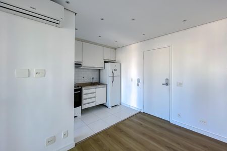 Sala de apartamento para alugar com 1 quarto, 35m² em Perdizes, São Paulo