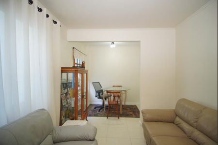 Sala de apartamento para alugar com 2 quartos, 68m² em Petrópolis, Porto Alegre