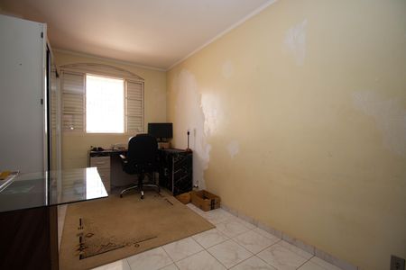 Casa à venda com 220m², 5 quartos e 5 vagas Casa à venda com 220m², 5 quartos e 5 vagasQuarto 1