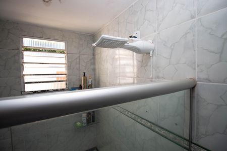 Casa à venda com 220m², 5 quartos e 5 vagas Casa à venda com 220m², 5 quartos e 5 vagasBanheiro da Suíte Master