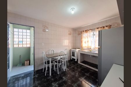 Casa para alugar com 57m², 1 quarto e sem vaga Casa para alugar com 57m², 1 quarto e sem vagaCozinha
