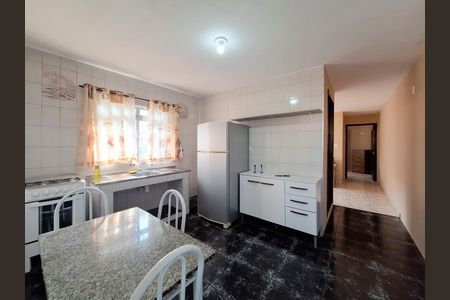 Casa para alugar com 57m², 1 quarto e sem vaga Casa para alugar com 57m², 1 quarto e sem vagaCozinha