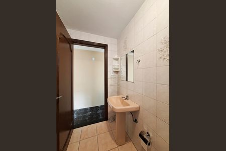 Casa para alugar com 57m², 1 quarto e sem vaga Casa para alugar com 57m², 1 quarto e sem vagaBanheiro