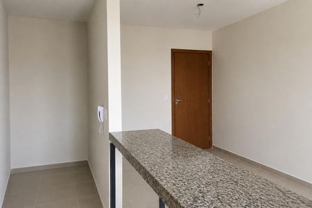 Cozinha de apartamento para alugar com 2 quartos, 61m² em Morumbi, Uberlândia