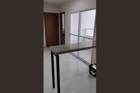 Sala de apartamento para alugar com 2 quartos, 61m² em Morumbi, Uberlândia