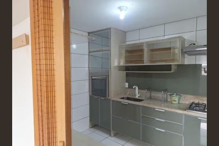 Apartamento para alugar com 73m², 2 quartos e 1 vaga