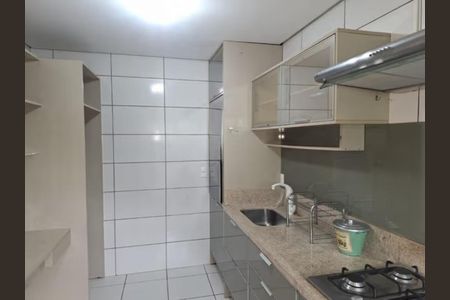 Apartamento para alugar com 73m², 2 quartos e 1 vaga