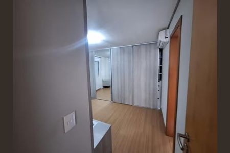 Apartamento para alugar com 73m², 2 quartos e 1 vaga