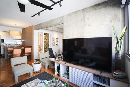 Apartamento à venda com 89m², 2 quartos e 1 vaga Apartamento à venda com 89m², 2 quartos e 1 vagaSala