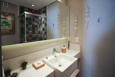Apartamento à venda com 89m², 2 quartos e 1 vaga Apartamento à venda com 89m², 2 quartos e 1 vagaBanheiro