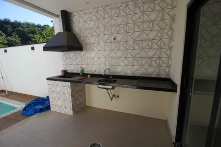 Casa de condomínio para alugar com 156m², 3 quartos e 2 vagas
