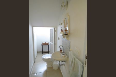 Quarto de casa à venda com 3 quartos, 665m² em Alto de Pinheiros, São Paulo