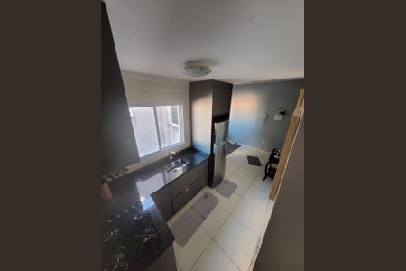 Cozinha de apartamento para alugar com 2 quartos, 41m² em Jardim Irene, Santo André
