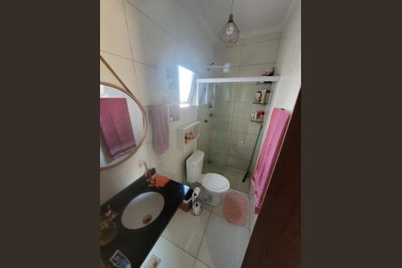 Banheiro  de apartamento para alugar com 2 quartos, 41m² em Jardim Irene, Santo André
