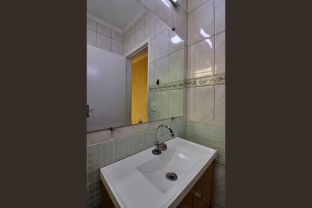 Casa à venda com 110m², 2 quartos e 1 vagaBanheiro Social