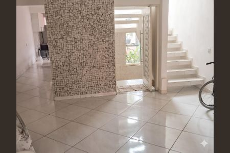 Foto 05 de casa para alugar com 3 quartos, 105m² em Parque Savoi City, São Paulo