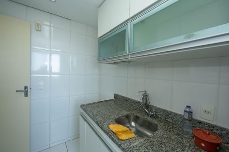 Apartamento para alugar com 71m², 2 quartos e 1 vaga Apartamento para alugar com 71m², 2 quartos e 1 vagaCOZINHA