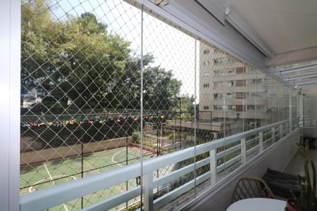 Apartamento para alugar com 78m², 2 quartos e 1 vaga Apartamento para alugar com 78m², 2 quartos e 1 vagaVaranda e Área de Serviço