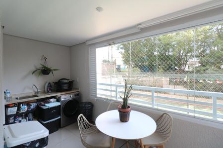 Apartamento para alugar com 78m², 2 quartos e 1 vaga Apartamento para alugar com 78m², 2 quartos e 1 vagaVaranda e Área de Serviço
