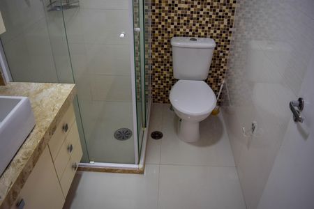 Apartamento à venda com 84m², 3 quartos e 2 vagasBanheiro 