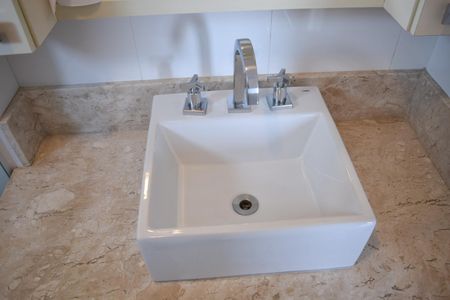 Apartamento à venda com 84m², 3 quartos e 2 vagasBanheiro Suíte