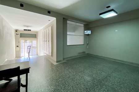Apartamento à venda com 127m², 2 quartos e 1 vaga Apartamento à venda com 127m², 2 quartos e 1 vagaHall Entrada