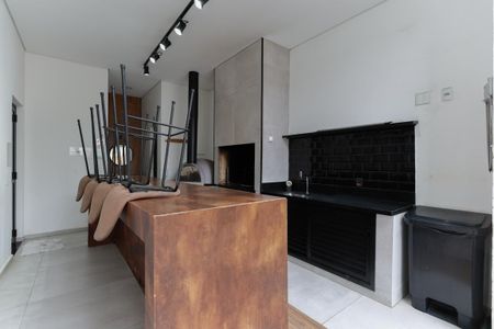 Apartamento à venda com 56m², 2 quartos e 1 vaga Apartamento à venda com 56m², 2 quartos e 1 vagaÁrea comum - Churrasqueira
