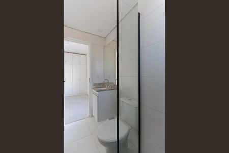 Apartamento à venda com 56m², 2 quartos e 1 vaga Apartamento à venda com 56m², 2 quartos e 1 vagaBanheiro da suíte