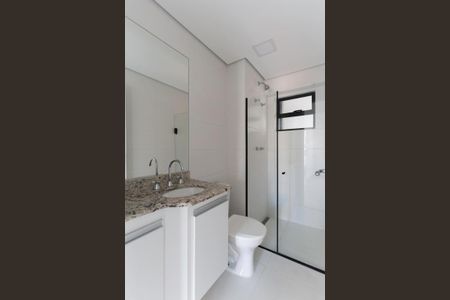 Apartamento à venda com 56m², 2 quartos e 1 vaga Apartamento à venda com 56m², 2 quartos e 1 vagaBanheiro social